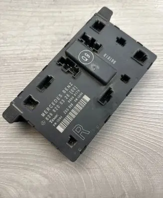 Mercedes-Benz Vito Viano W639 Door control unit/module 6398200326 00006170