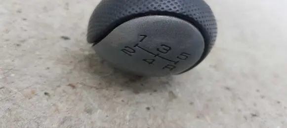 Honda HR-V Gear lever shifter trim leather/knob NOCODE
