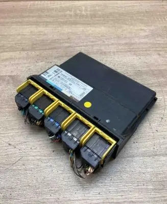Ford Mondeo Mk III Comfort/convenience module 1S7T15K600GA 5WK48731A WithPlug