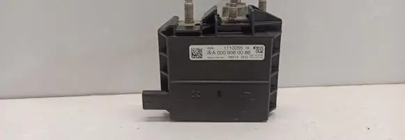 Mercedes-Benz C AMG W205 Positive cable (battery) A0009060086