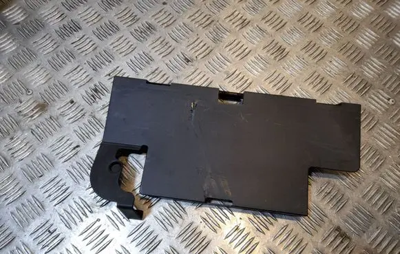 Audi A7 S7 4G Battery box tray cover/lid 8K0915429G