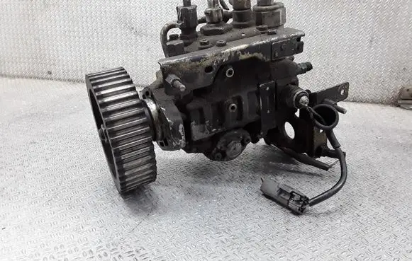Mazda 323 F Fuel injection high pressure pump 09650050207