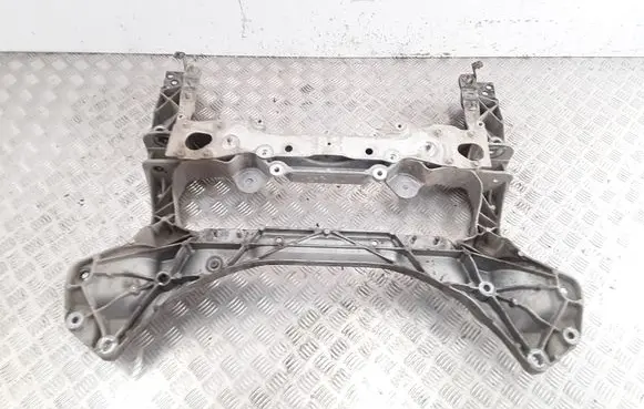 Infiniti M30 Front subframe