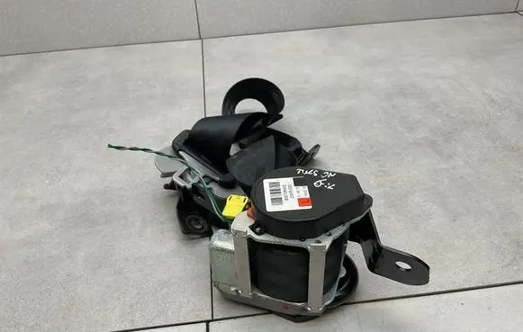 Hyundai Tucson TL Rear seatbelt 630726400