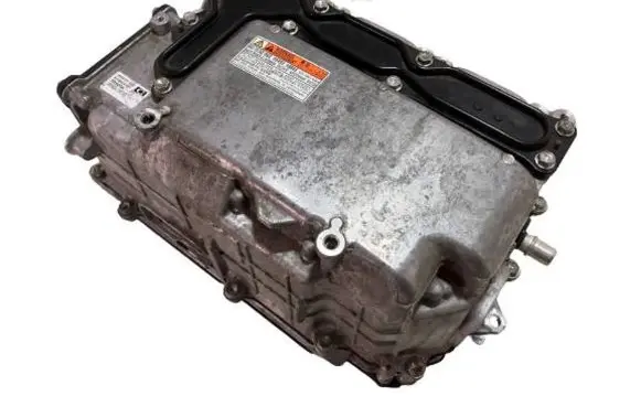 Voltage converter inverter