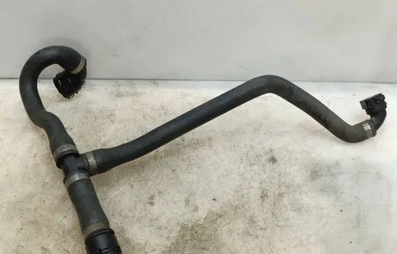 BMW 3 E90 E91 Engine coolant pipe/hose 738000765