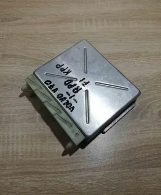 Volvo S80 Engine control unit/module ECU P09472349 1T0403207 T99432456