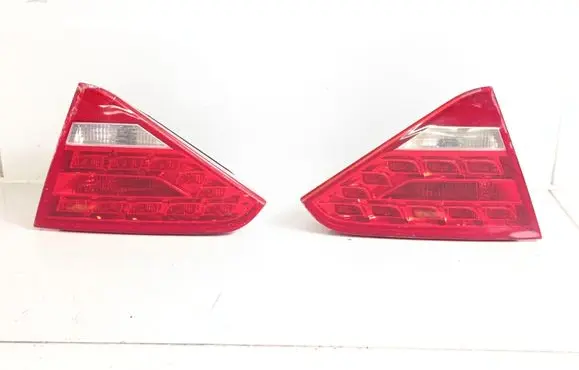 Audi A5 8T 8F Tailgate rear/tail lights 8T0945094A 8T0945093A