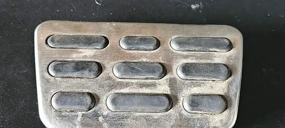 KIA Ceed Foot rest pad/dead pedal brak