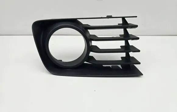 Toyota Prius (XW20) Front fog light trim/grill 5311347030