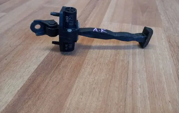 Opel Astra K Rear door check strap stopper YQ00232680 13456270