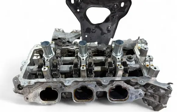 Chrysler Pacifica Engine head 04893811AF