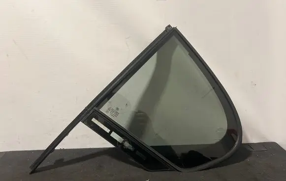 BMW 7 G11 G12 Rear vent window glass 