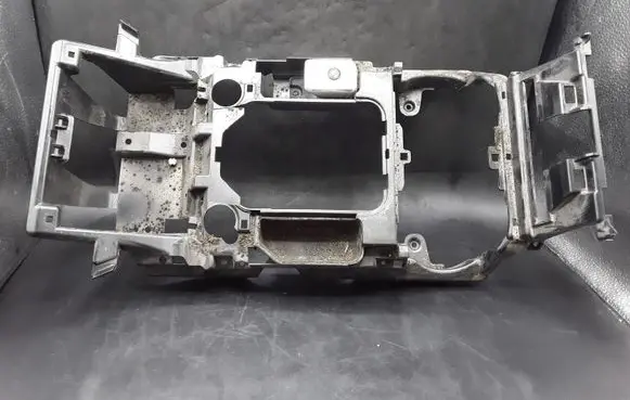 Land Rover Discovery 4 - LR4 Center console AH2204567A AH2204567 1023602