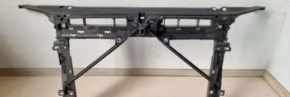 Skoda Octavia Mk3 (5E) Radiator support slam panel 5E0805588D