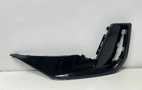 Audi e-tron Front bumper lower grill 85H807967