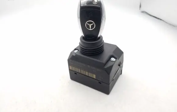 Mercedes-Benz ML W164 Ignition lock A1645450908 33002805