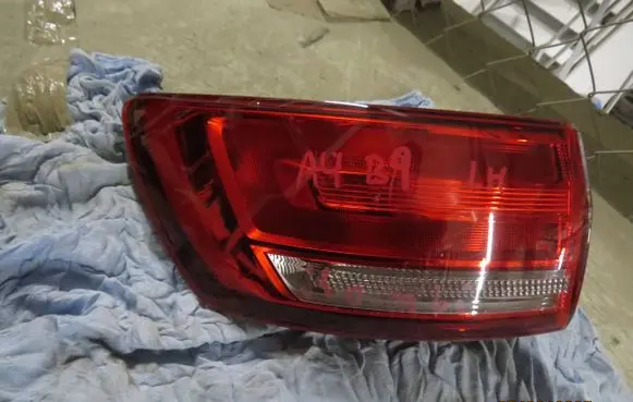 Audi A4 S4 B9 Rear/tail lights H210019