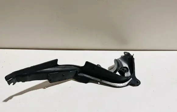 Mercedes-Benz S W222 Other engine bay part A2226204901 A2226205101