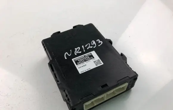 Toyota Prius (XW30) Other control units/modules 8953575010