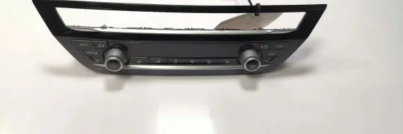 BMW X4M F98 Climate control/heater control trim 114191-10