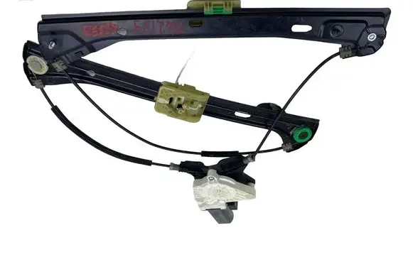 Volkswagen PASSAT B8 Front door window regulator motor 5Q4959801B 3G0837461C