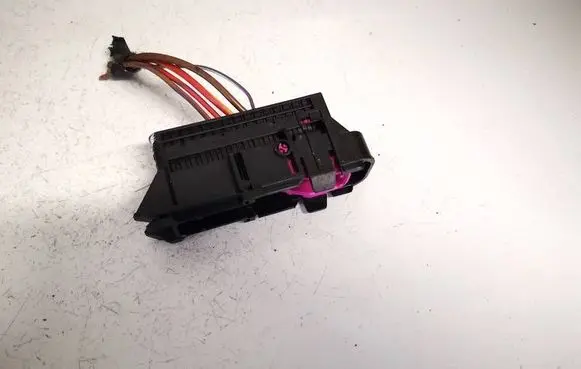 Volkswagen PASSAT B7 Sensor 1k0937722d