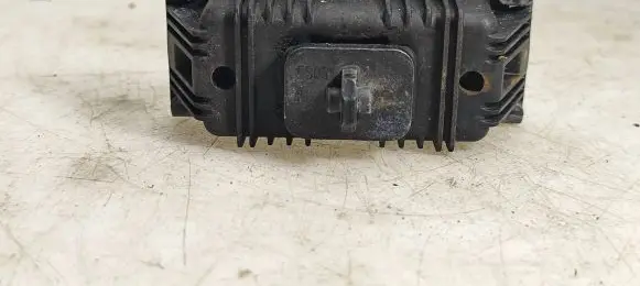 Toyota Avensis T250 Front door check strap stopper
