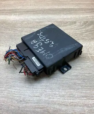 Opel Omega B1 Comfort/convenience module OMEGAMODULECOMFORT WITHPLUG