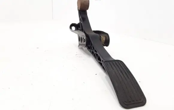 Toyota Yaris Accelerator throttle pedal