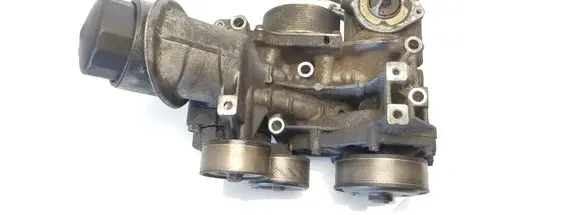 Honda Accord Oil filter mounting bracket