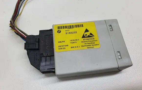 BMW 5 E60 E61 Center console control module 9183233
