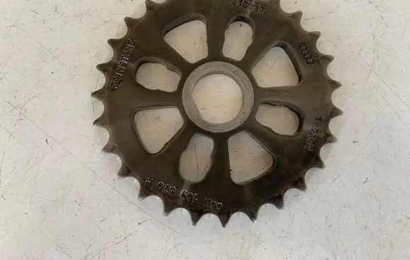 Audi Q7 4M Timing chain sprocket 06E109570H