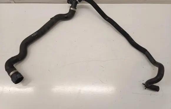 Mini Cooper Countryman F60 Engine coolant pipe/hose 7645520