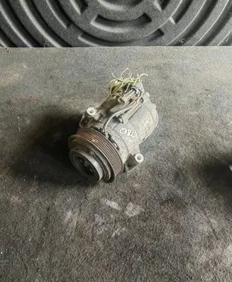 Chevrolet Orlando Air conditioning (A/C) compressor (pump) 13314480