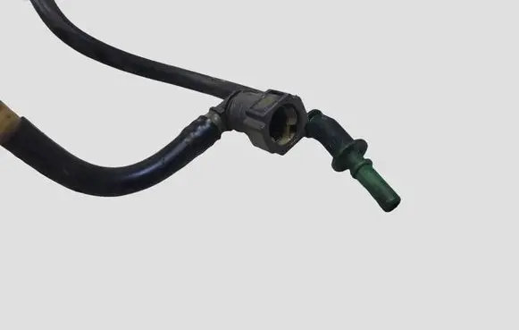 Citroen C5 Fuel line pipe