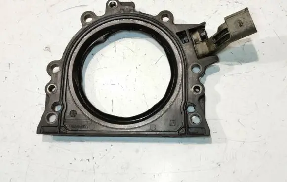Volkswagen Golf V other engine part 045103173