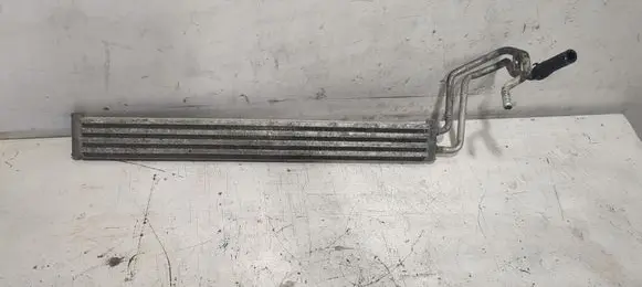 Volkswagen Touareg I Engine oil radiator 7L6422885B