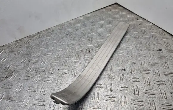 Porsche Cayenne (9PA) Rear sill trim cover 7L0853793C