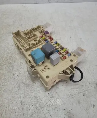 Toyota Corolla Verso E121 Fuse box set 892210F010
