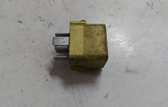 Mercedes-Benz E W210 Other relay A0025421419
