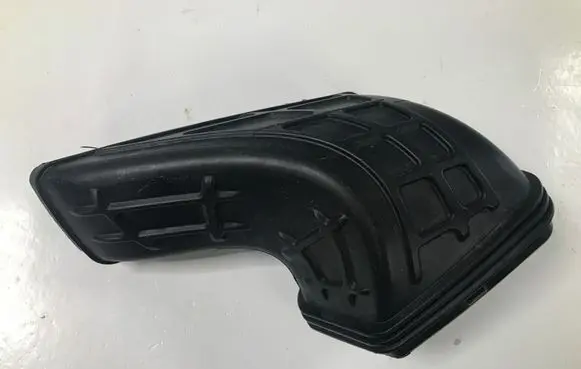 Audi Q5 SQ5 Air intake duct part 8R0129739A