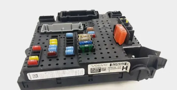 Volvo XC90 Fuse module 30786646