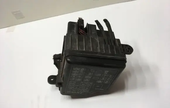 Ford Fiesta Fuse module 9121326000