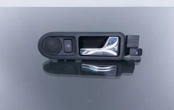 Volkswagen PASSAT B4 Front door interior handle 3B0839114