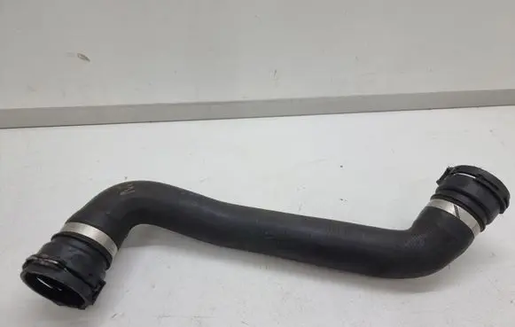 BMW 5 F10 F11 Engine coolant pipe/hose 8025718 17128025718