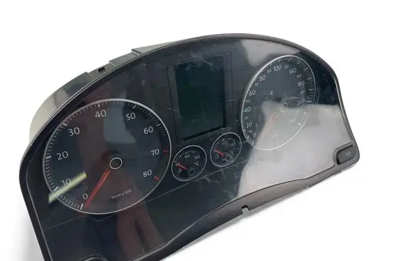 Volkswagen Golf Plus Speedometer (instrument cluster) 1K0920873A