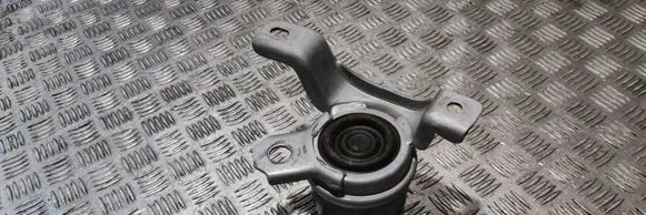 Volvo V60 Engine mount bracket 31330135