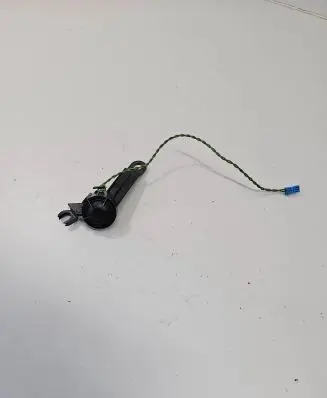 Front door high frequency speaker