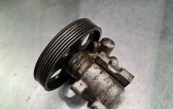 Peugeot 407 Power steering pump 9630501680 9213B